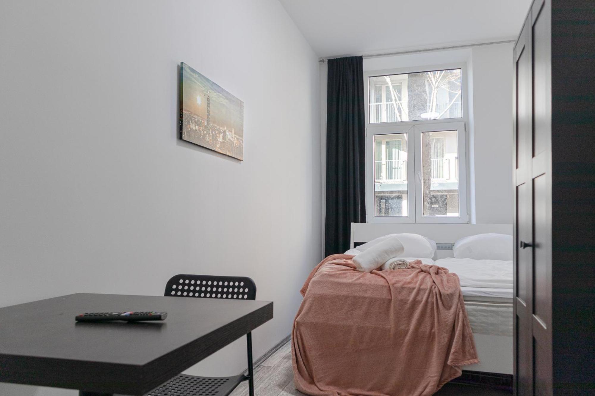 Affordable 5-Br Shared Apartment / Enkplatz U3 Getaway Wien Eksteriør bilde