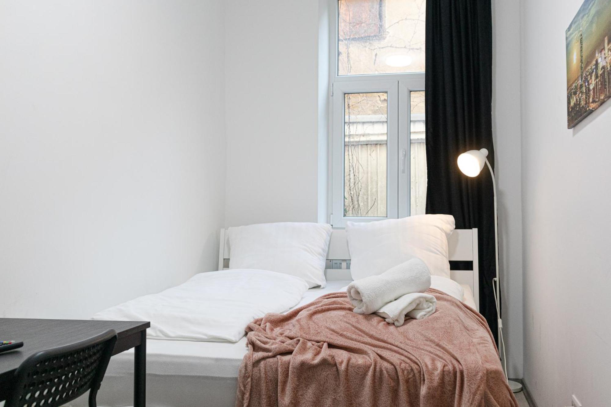 Affordable 5-Br Shared Apartment / Enkplatz U3 Getaway Wien Eksteriør bilde