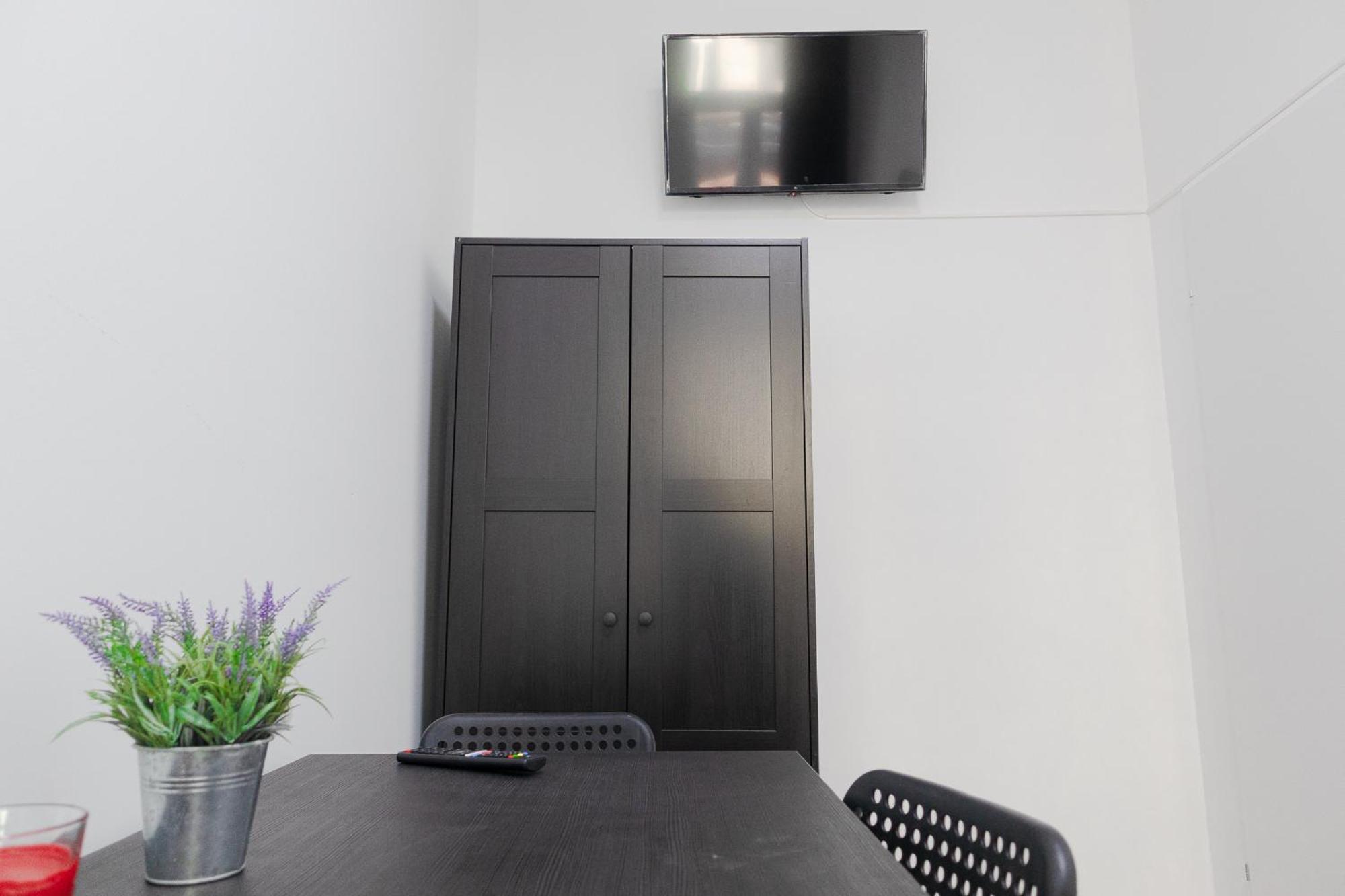 Affordable 5-Br Shared Apartment / Enkplatz U3 Getaway Wien Eksteriør bilde